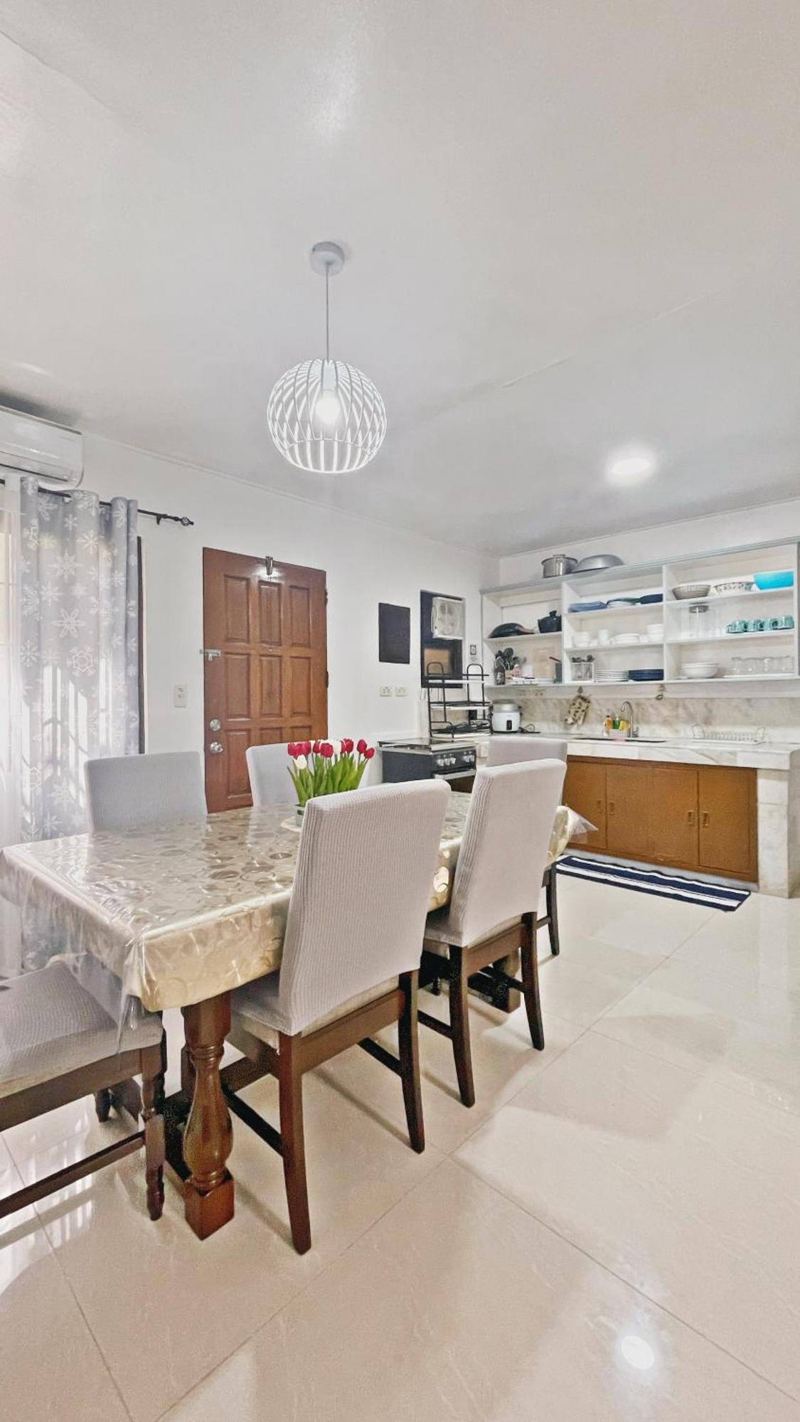 Ana'S Haven Olongapo/Subic Villa ภายนอก รูปภาพ